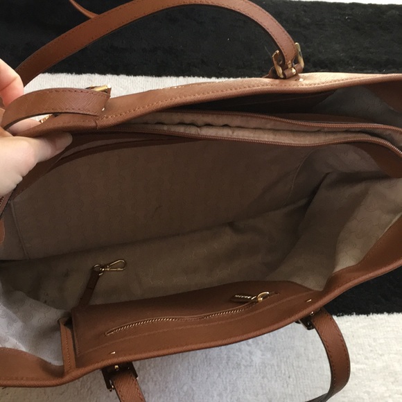 Michael Kors jet set laptop tote bag - Picture 7 of 11